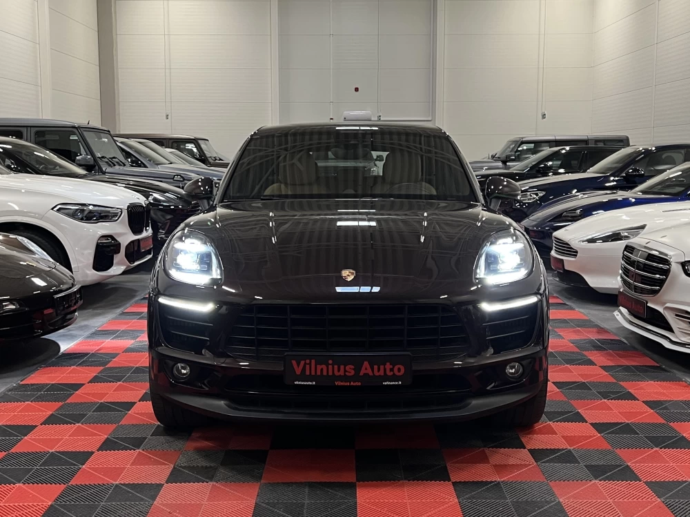 2018 Porsche Macan