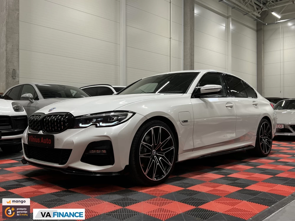 2022 BMW 330
